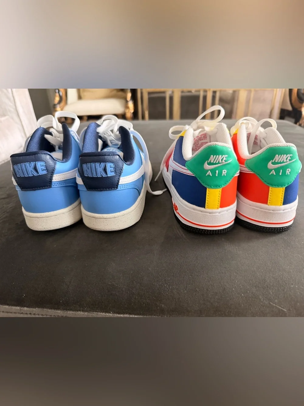 Nike Low-Top Sneakers in Light Blue, Navy and White